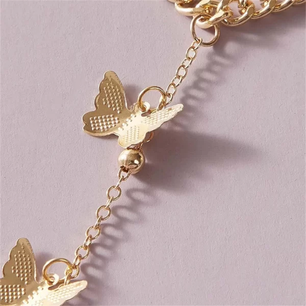 Retro Butterfly Chain Wrist Bracelet – Aesthetic Fashion Jewelry for Women - Image 4